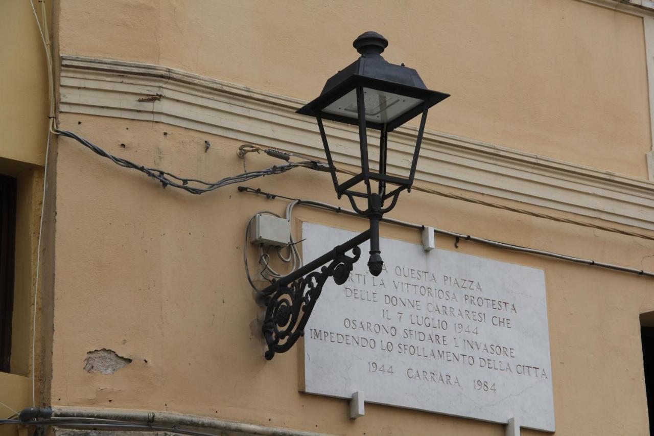 La Porta Sui Monti Di Luna Carrare Extérieur photo